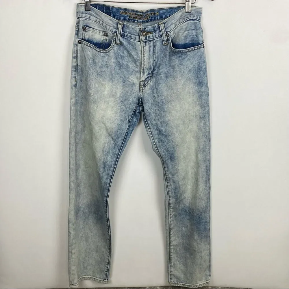 American Eagle Outfitters AE Slim Straight Light Wash‎ Jeans